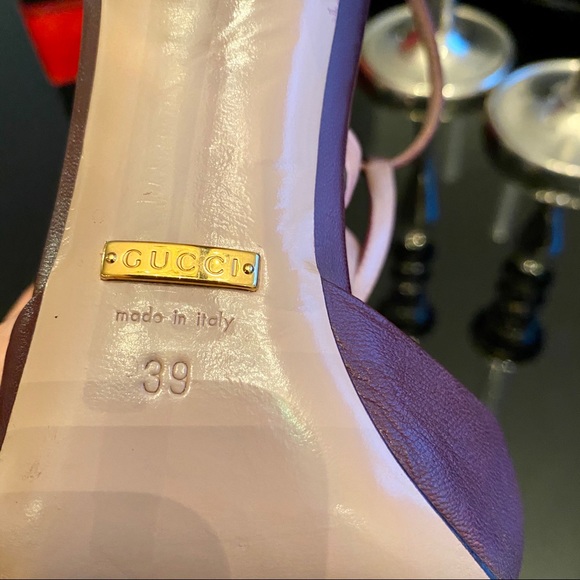 🎉HP🎉 AUTH GUCCI COLINE STUDDED T-STRAP PUMP - Picture 11 of 16